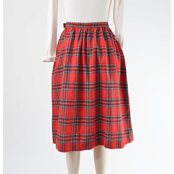 Vintage 70s Red Tartan Plaid Wool Blend Preppy Full Midi Skirt with Pockets S - Picture 4 of 6
